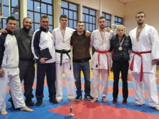 Prnjavorski karatisti prvi u RS /FOTO/