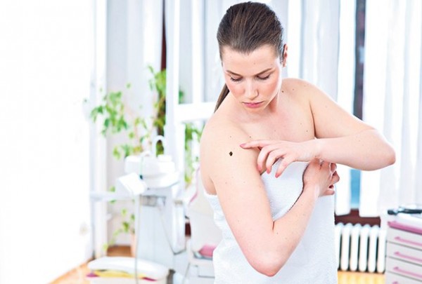 zena-mladezi-kupatilo-600x405