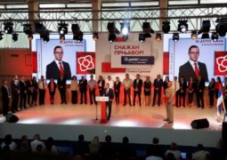 miting-snsd-tomas-678x381