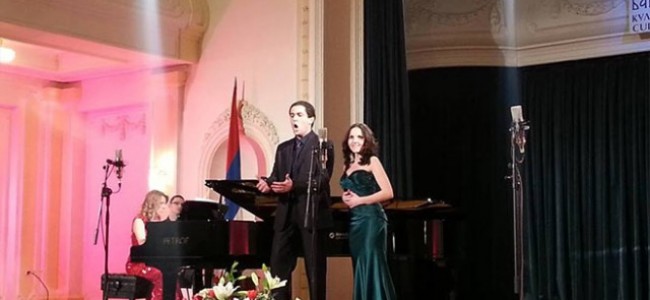 “Фигаро” у марту у Приједору, Прњавору и Сарајеву