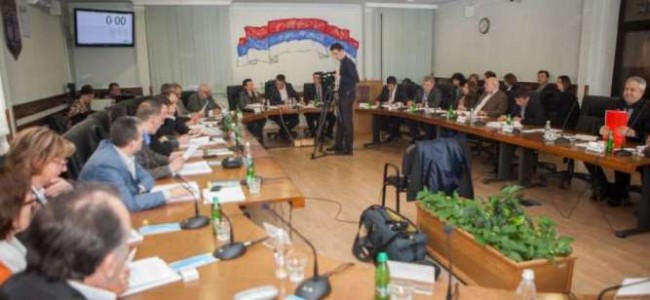 I EUROBLIC O VEĆINI U PRNJAVORU – Socijalisti čuvaju leđa Gatariću