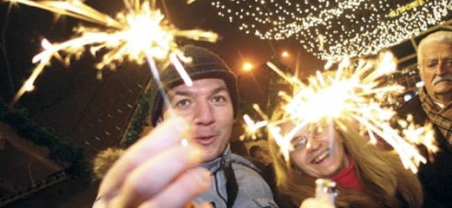 Prnjavor: Nova godina dočekana uz muziku, vartomet i veliku hladnoću